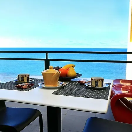Atlantic Ocean 103 Aparthotel 3*